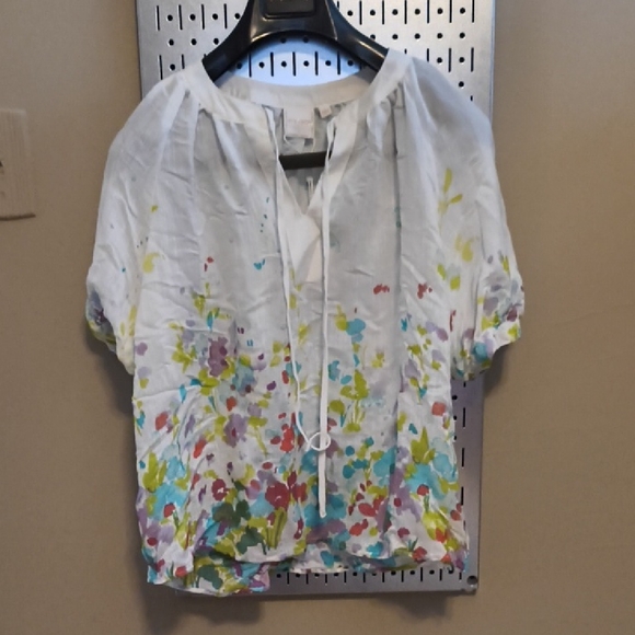 Zac & Rachel Tops - --SOLD--Zac & Rachel White Floral Blouse